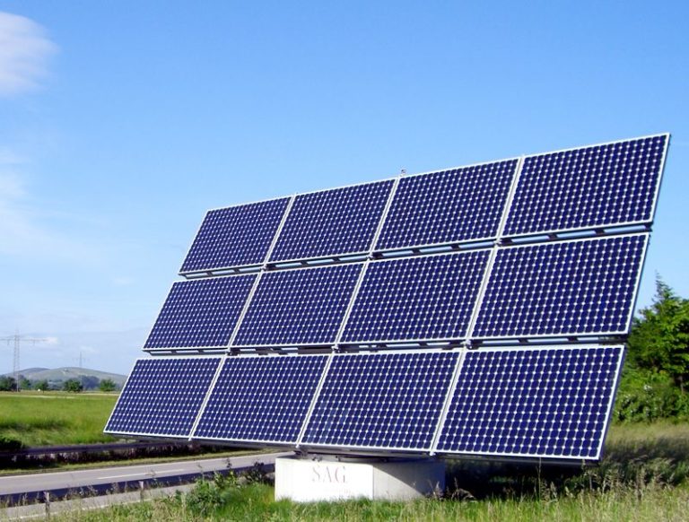 Con la luce di sincrotrone celle solari più efficienti