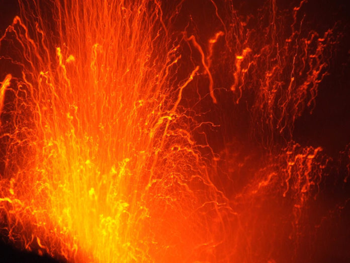 lava vulcano stromboli