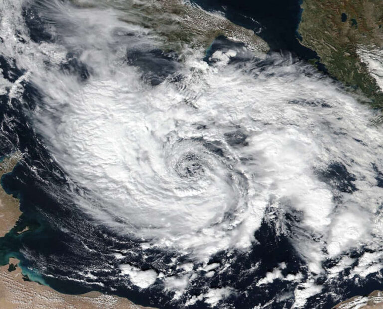 Monitorare meglio i cicloni mediterranei